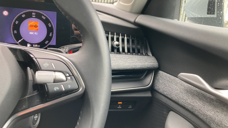 Skoda Superb 2.0 TDI SE Technology 5dr DSG Diesel Estate